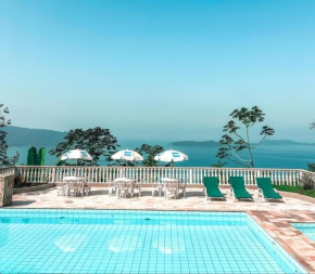 A vista mais linda de Ubatuba - Acomoda 22 pessoas